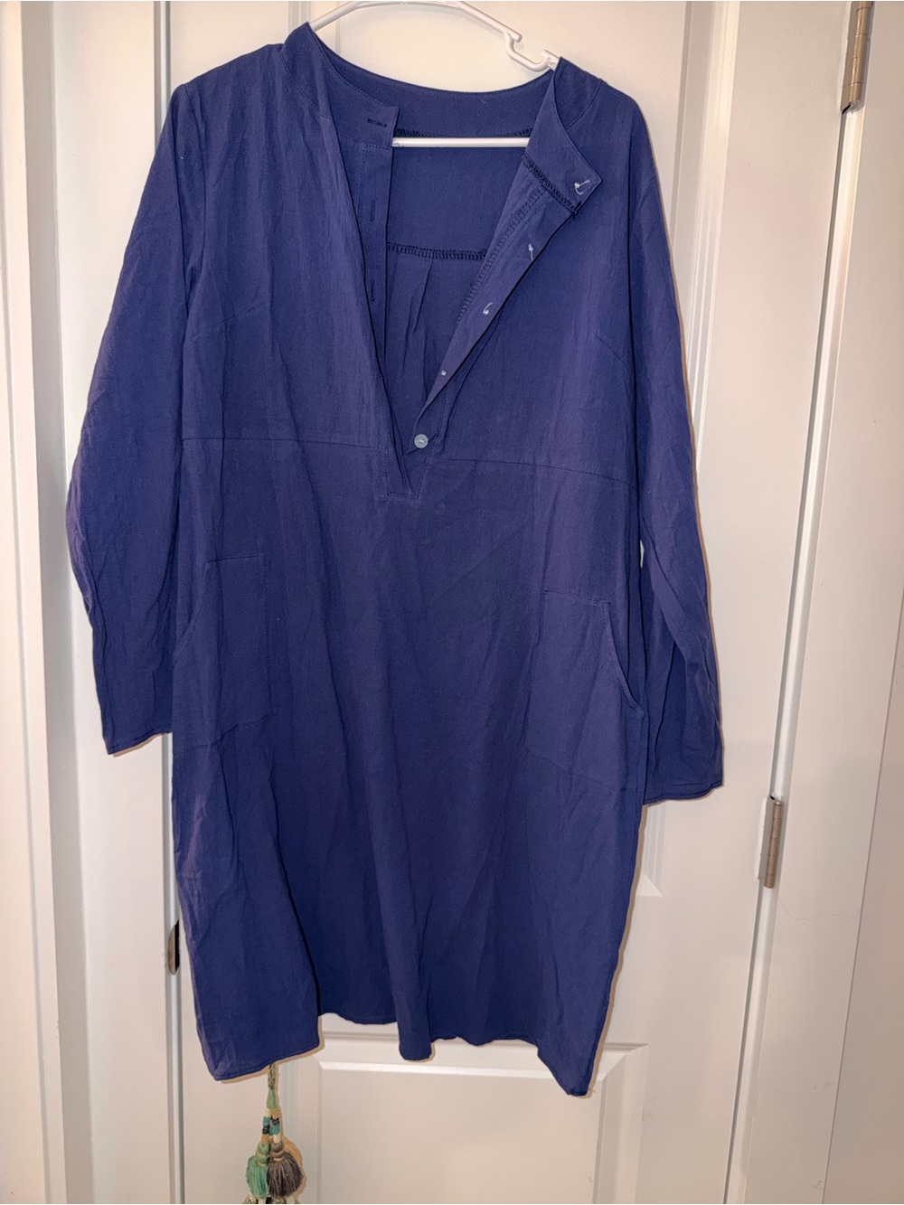 Relaxed V-Neck Navy Mini Dress